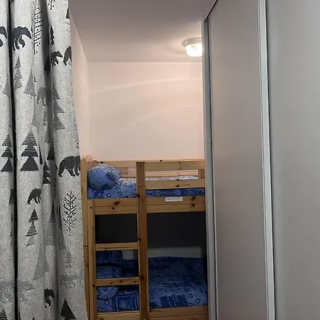 A Avec Balcon Et Parking Prive - Fr-1-812-30 קאוטרט