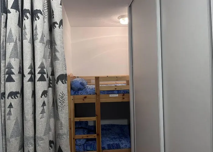 A Avec Balcon Et Parking Prive - Fr-1-812-30 Cauterets